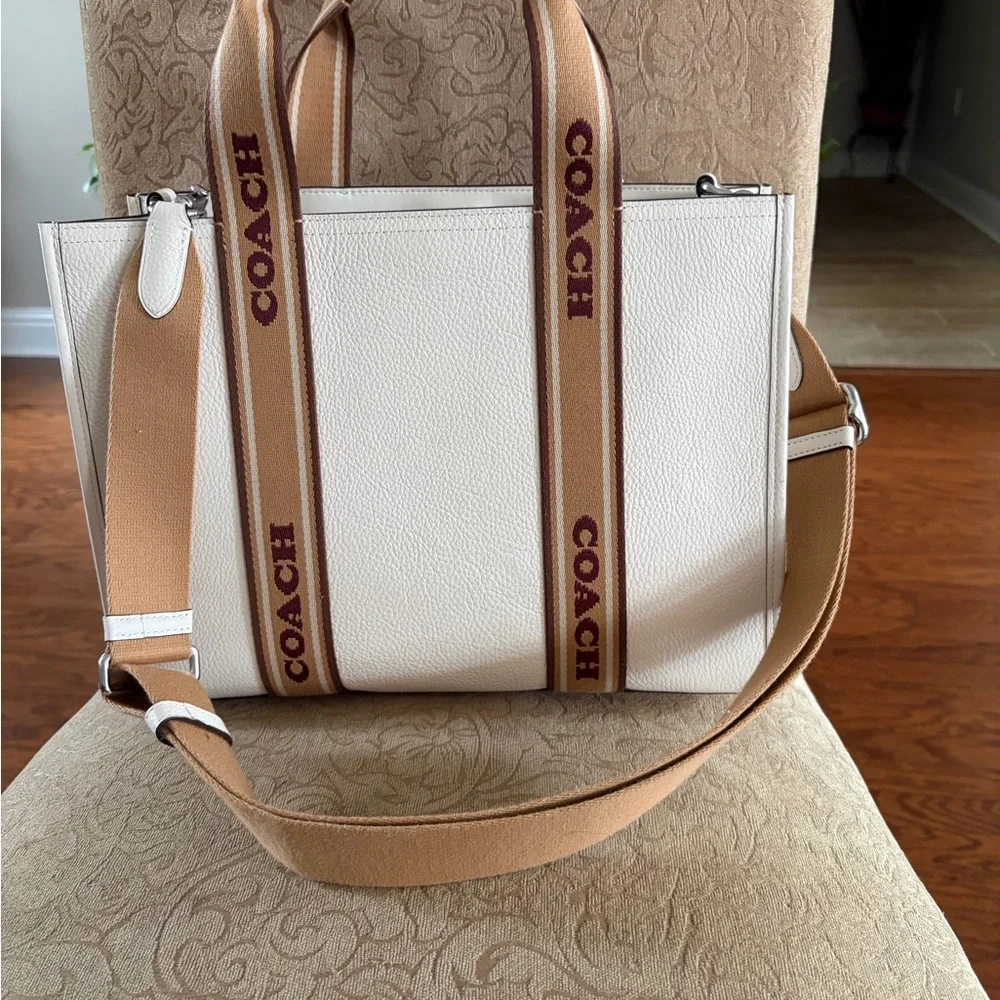 Coach Cream and Brown Logo Tote - Picture 7 of 9